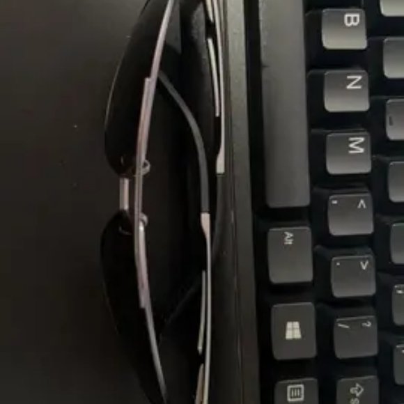 Men's Polarized Sunglasses - Picture 5 of 6